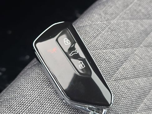 New 2026 Volkswagen Tiguan S image 27