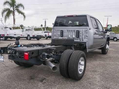 New 2026 Chevrolet Silverado 3500 LT w/ Convenience Package image 7