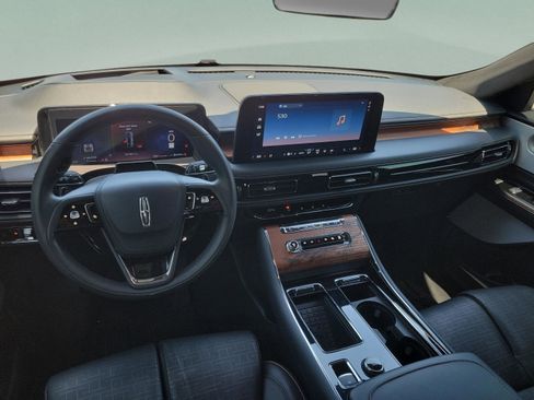 Used 2025 Lincoln Aviator Black Label w/ Jet Appearance Package AWD/4WD image 20
