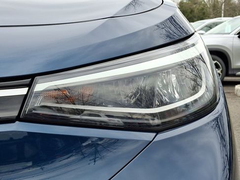 Used 2023 Volkswagen ID.4 Pro image 10