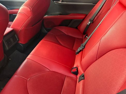 Used 2022 Toyota Camry XSE w/ Navigation Package FWD image 5