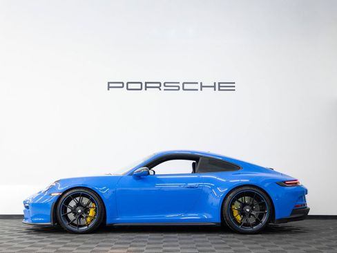 Certified 2022 Porsche 911 GT3 RWD image 2