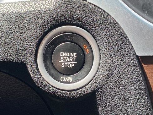 Used 2020 Chrysler 300 C w/ Sun, Sound & Nav Package RWD image 23