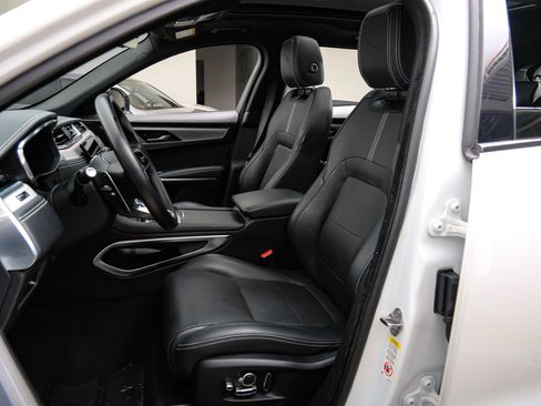 Used 2024 Jaguar F-PACE R-Dynamic S AWD/4WD image 42