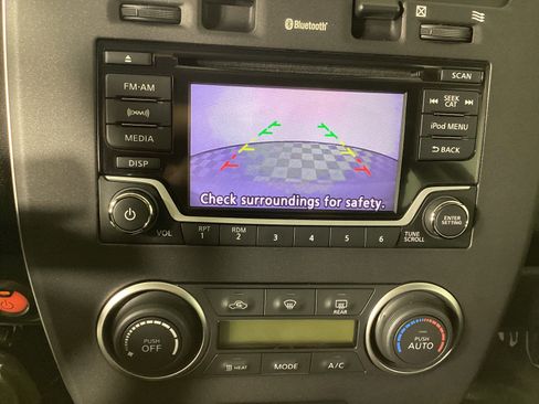 Used 2017 Nissan Leaf S w/ Charge Package image 19