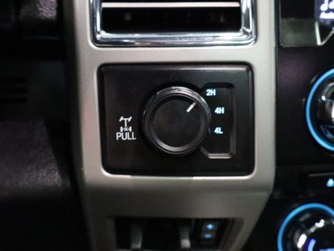 Used 2017 Ford F250 Lariat w/ Chrome Package AWD/4WD image 46