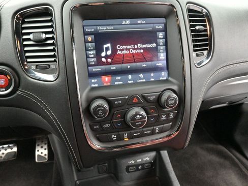 Used 2018 Dodge Durango SRT w/ SRT Interior Appearance Group image 22