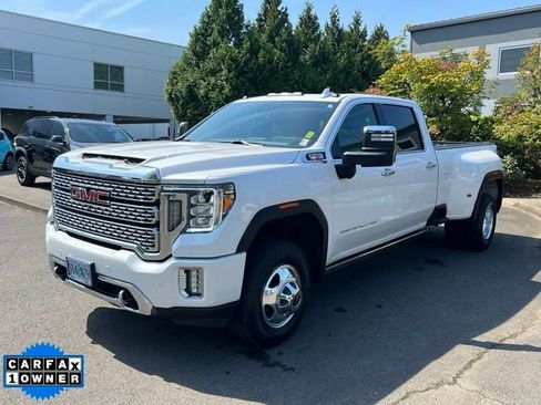 Used 2023 GMC Sierra 3500 Denali w/ Denali Ultimate Package AWD/4WD image 3