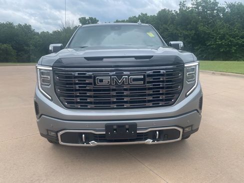Used 2026 GMC Sierra 1500 Denali Ultimate AWD/4WD image 2