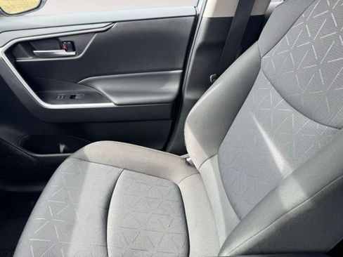 Certified 2025 Toyota RAV4 XLE AWD/4WD image 21