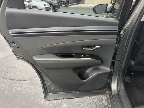 Certified 2024 Hyundai Tucson Limited image 32