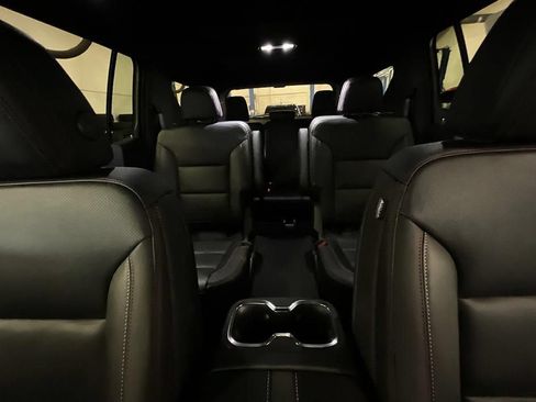 New 2026 Chevrolet Traverse Z71 w/ Driver Confidence Package AWD/4WD image 23