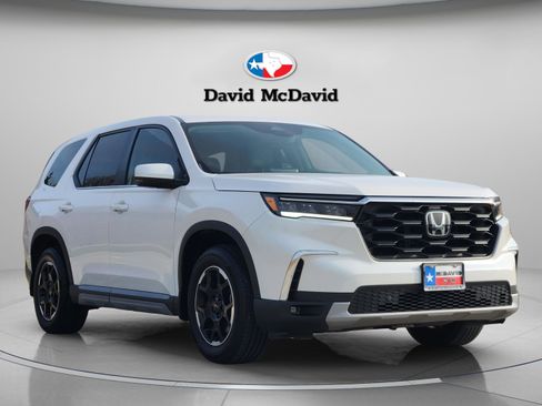 Certified 2025 Honda Pilot EX-L image 7