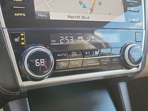 Used 2018 Subaru Outback 2.5i Limited image 9