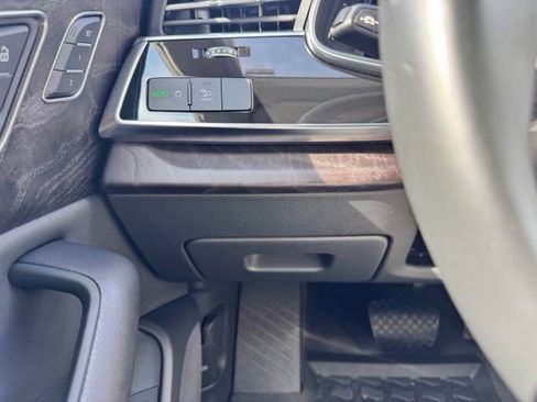 Certified 2023 Audi Q8 Premium w/ Convenience Package AWD/4WD image 33