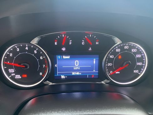 Used 2023 GMC Acadia SLE w/ Driver Convenience Package image 15