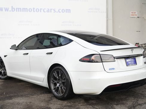 Used 2022 Tesla Model S Plaid image 4