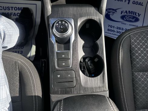 Certified 2024 Ford Escape Active AWD/4WD image 17