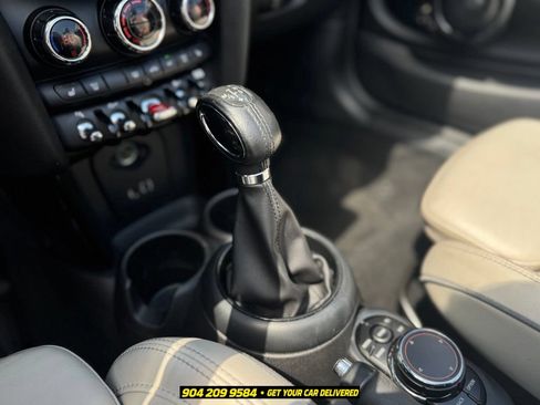 Used 2018 MINI Cooper S FWD image 15
