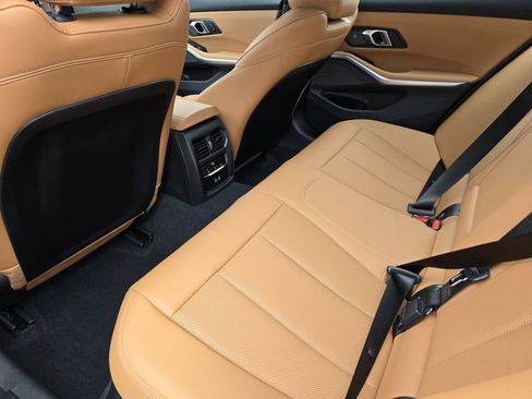 Certified 2025 BMW 330i xDrive Sedan w/ Premium Package image 32