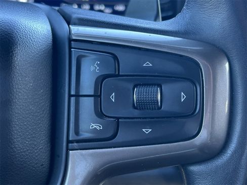 Used 2022 Chevrolet Silverado 1500 High Country w/ Technology Package image 42