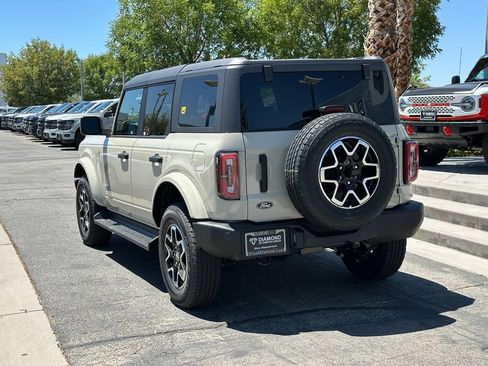 New 2026 Ford Bronco Outer Banks AWD/4WD image 4