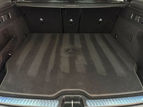 Used 2025 Mercedes-Benz GLC 350e 4MATIC image 22