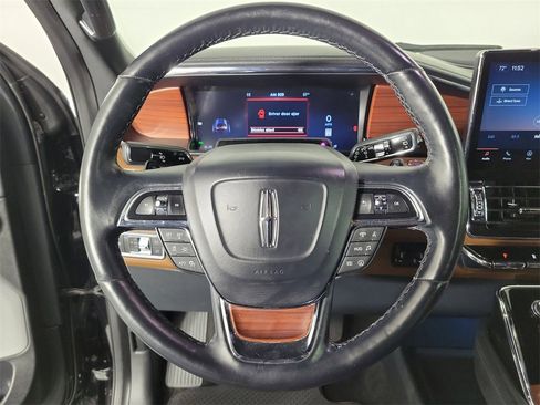 Used 2023 Lincoln Navigator L Reserve image 20