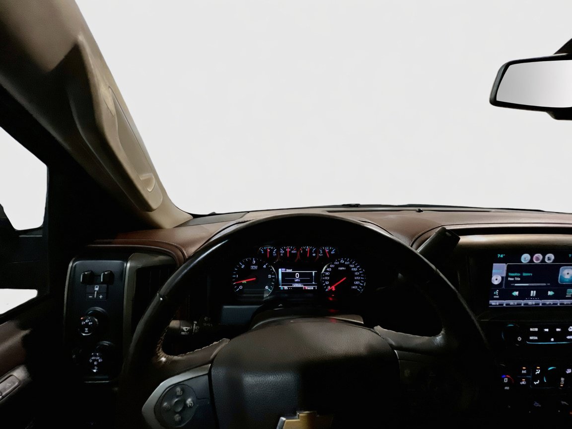 Used 2015 Chevrolet Silverado 2500 High Country AWD/4WD image 7