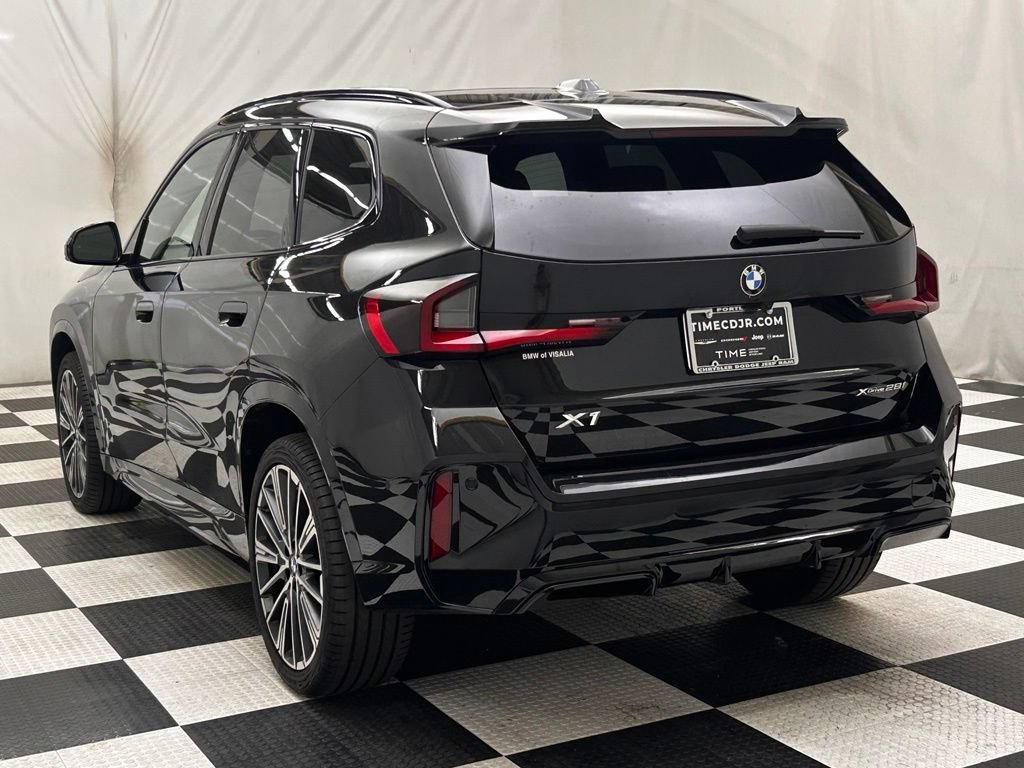 Used 2025 BMW X1 xDrive28i w/ Premium Package AWD/4WD image 5