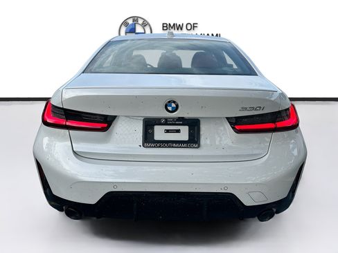 New 2026 BMW 330i Sedan w/ M Sport Package RWD image 5