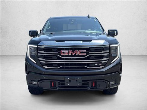 Used 2024 GMC Sierra 1500 AT4 w/ Technology Package AWD/4WD image 2
