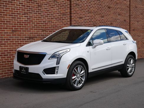 Used 2022 Cadillac XT5 Sportv AWD/4WD image 1