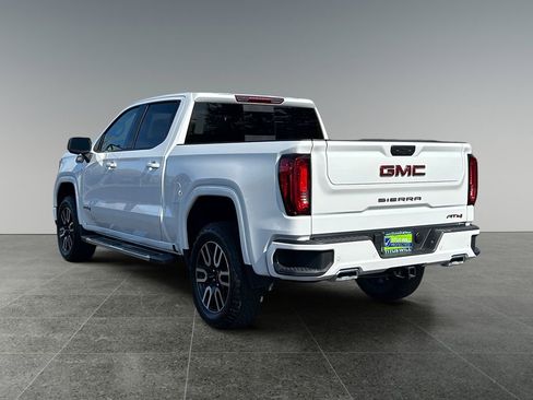Used 2025 GMC Sierra 1500 AT4 w/ AT4 Premium Package AWD/4WD image 5