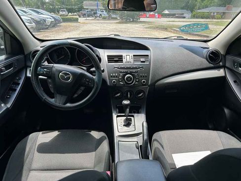 Used 2013 MAZDA MAZDA3 i Sport FWD image 13