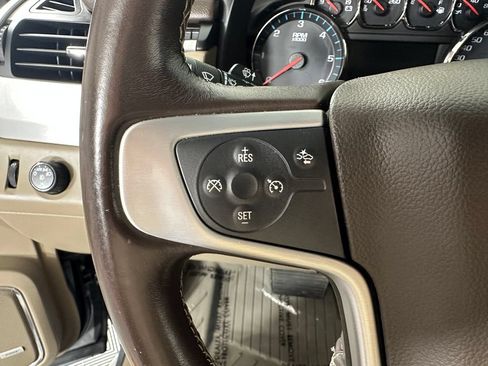 Used 2019 GMC Yukon SLT w/ Open Road Package AWD/4WD image 28