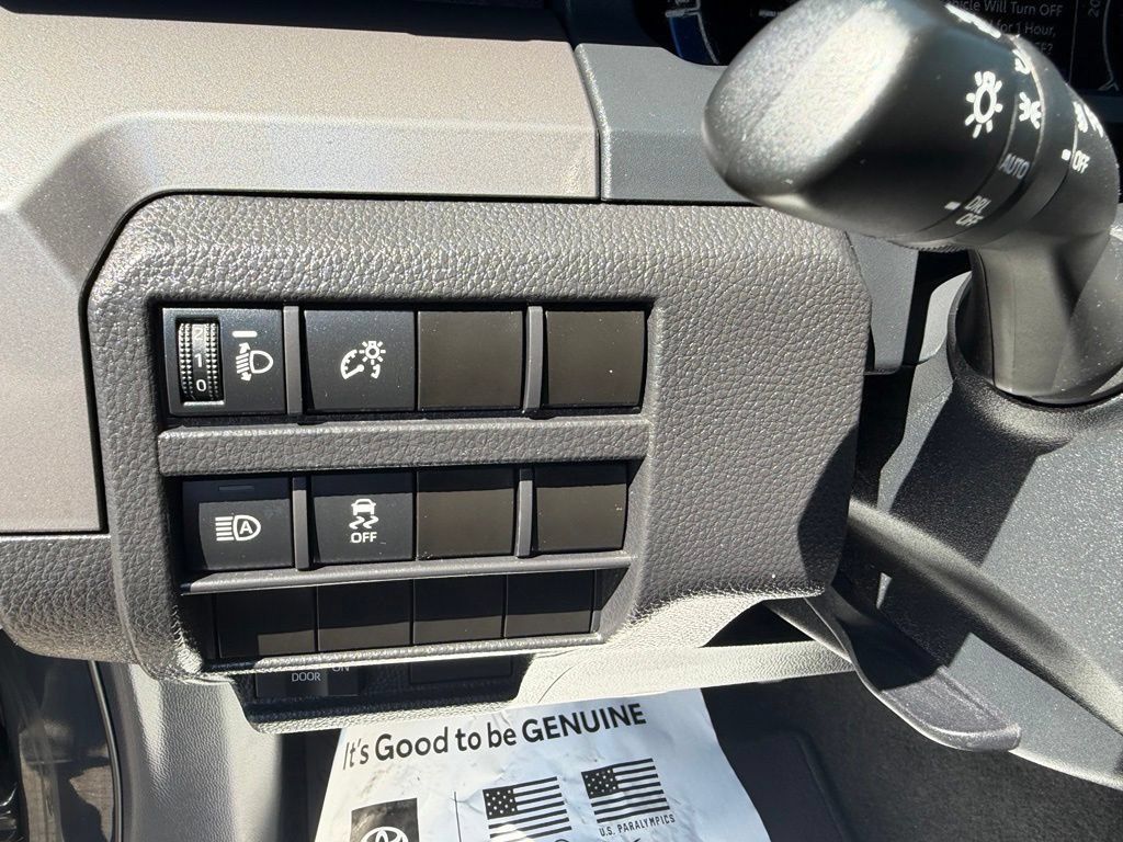 Used 2024 Toyota Tacoma TRD Sport AWD/4WD image 15