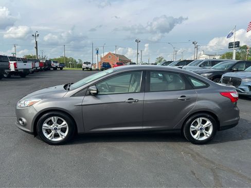 Used 2014 Ford Focus SE image 1