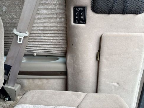 Used 2005 Ford E-150 and Econoline 150 image 27