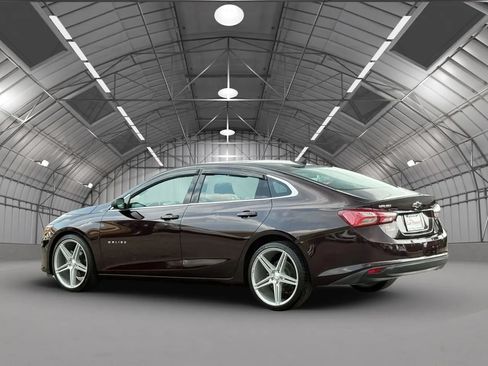 Used 2020 Chevrolet Malibu LT FWD image 5