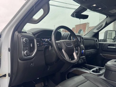 Used 2021 GMC Sierra 2500 Denali w/ Denali Ultimate Package AWD/4WD image 9