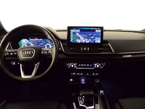 Used 2023 Audi Q5 2.0T Premium Plus w/ Premium Plus Package image 4