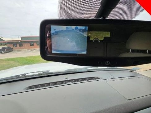 Used 2007 Chevrolet Suburban LS image 12