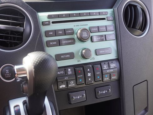 Used 2011 Honda Pilot EX-L image 38