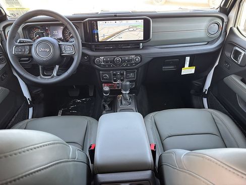 New 2026 Jeep Gladiator Mojave AWD/4WD image 21