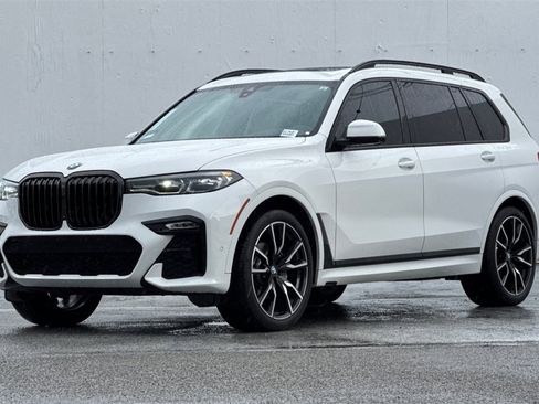 Used 2022 BMW X7 xDrive40i w/ M Sport Package image 8