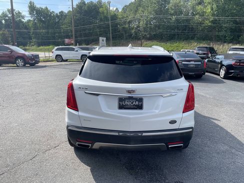Used 2017 Cadillac XT5 Platinum w/ Driver Assist Package AWD/4WD image 7
