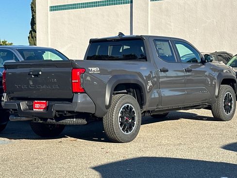 New 2026 Toyota Tacoma SR5 image 3