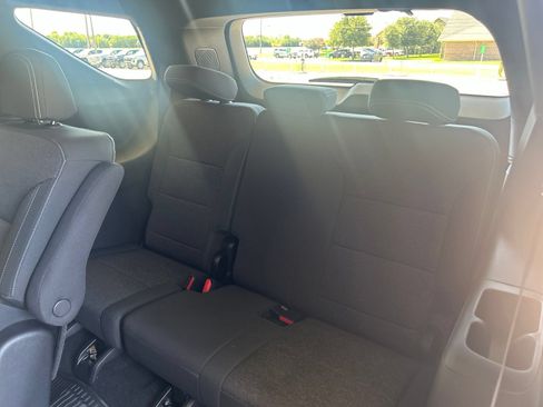 New 2026 Chevrolet Traverse LT w/ Midnight/Sport Edition FWD image 12