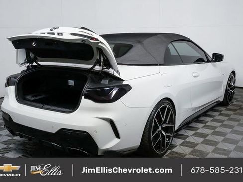 Used 2021 BMW M440i Convertible image 25